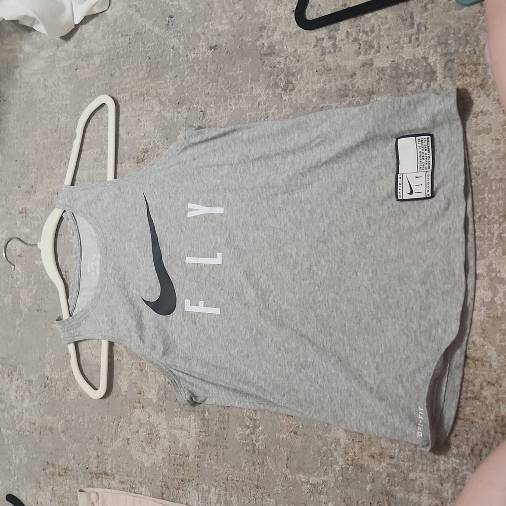 Nike fly tank